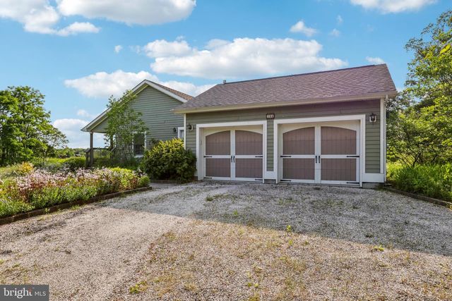 296 SHARON RD, Robbinsville, NJ 08691