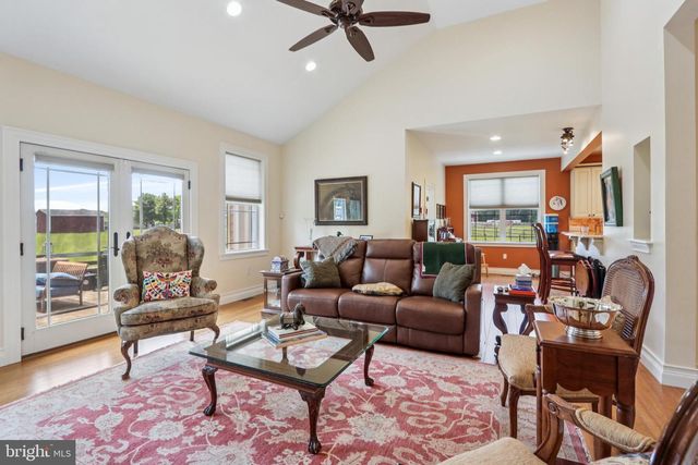 296 SHARON RD, Robbinsville, NJ 08691