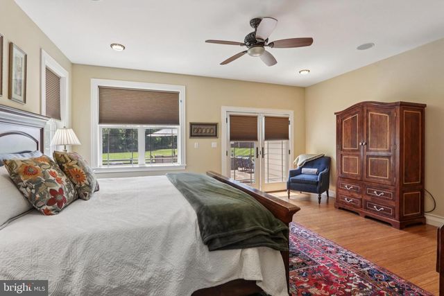 296 SHARON RD, Robbinsville, NJ 08691