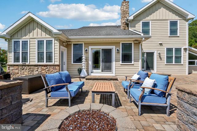 296 SHARON RD, Robbinsville, NJ 08691