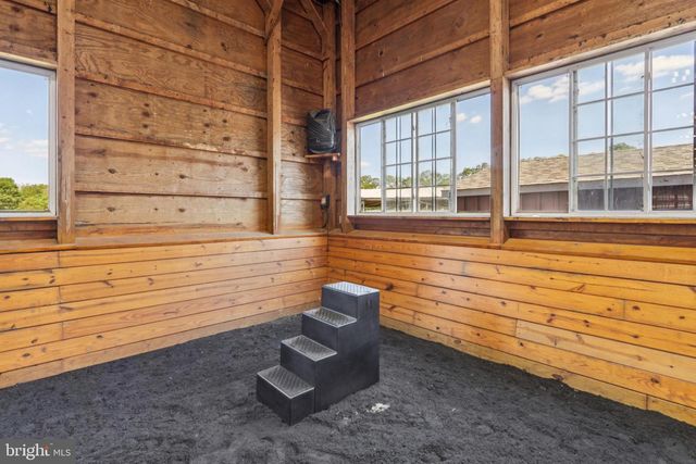 296 SHARON RD, Robbinsville, NJ 08691