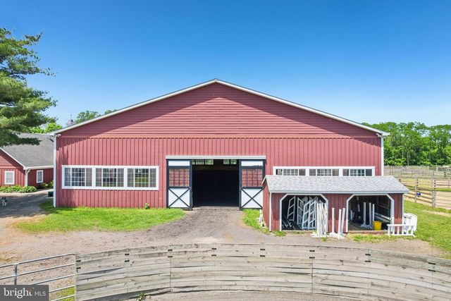 296 SHARON RD, Robbinsville, NJ 08691