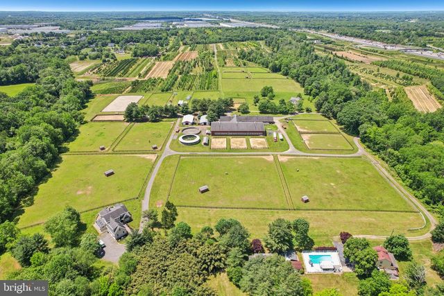 296 SHARON RD, Robbinsville, NJ 08691