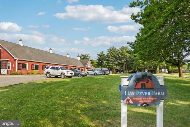 296 SHARON RD, Robbinsville, NJ 08691