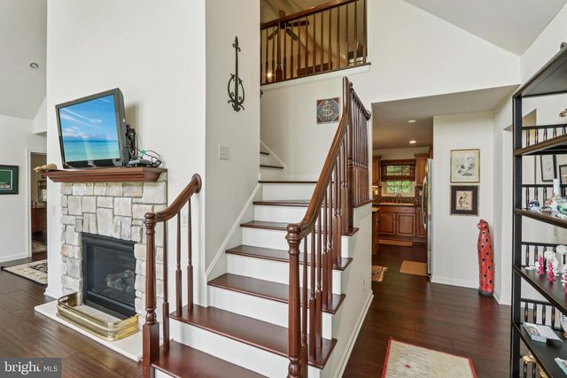 296 SHARON RD, Robbinsville, NJ 08691