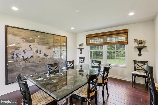 296 SHARON RD, Robbinsville, NJ 08691