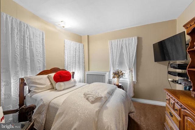 5868 N 6TH ST, Philadelphia, PA 19120