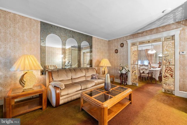 5868 N 6TH ST, Philadelphia, PA 19120