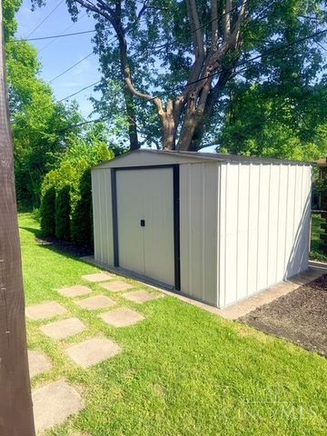 1125 Briarwood Drive, Hamilton, OH 45013