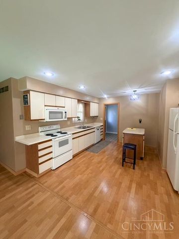 1125 Briarwood Drive, Hamilton, OH 45013