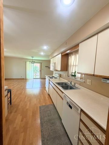 1125 Briarwood Drive, Hamilton, OH 45013