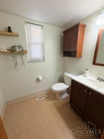 1125 Briarwood Drive, Hamilton, OH 45013