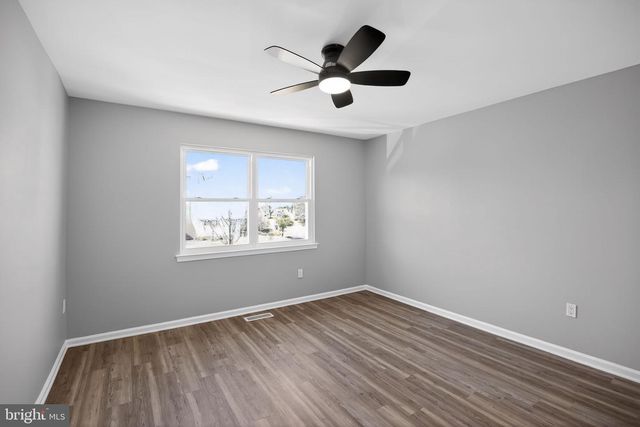 9 E RIDGE MEWS, Newtown, PA 18940