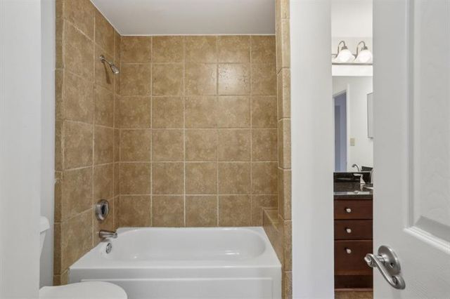 1209 River Green NW Drive, Atlanta, GA 30327