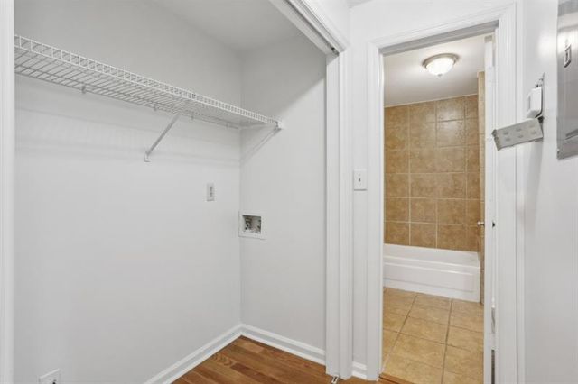 1209 River Green NW Drive, Atlanta, GA 30327