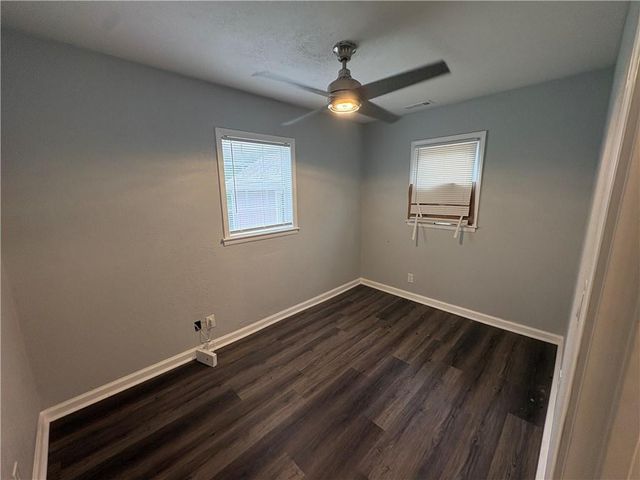9122 Askew Avenue, Kansas City, MO 64132