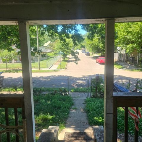 1124 Delaware Ave, Knoxville, TN 37921