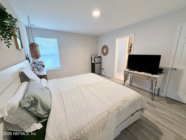 8840 EATON Avenue, Jacksonville, FL 32211