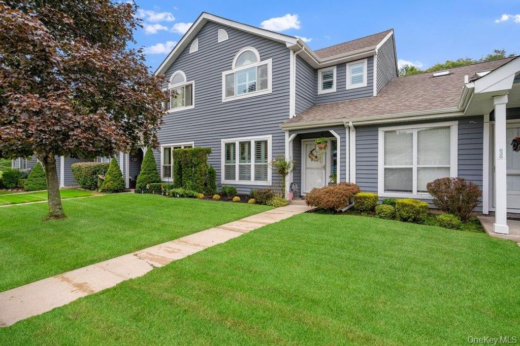 840 Birchwood Park Drive, Middle Island, NY 11953