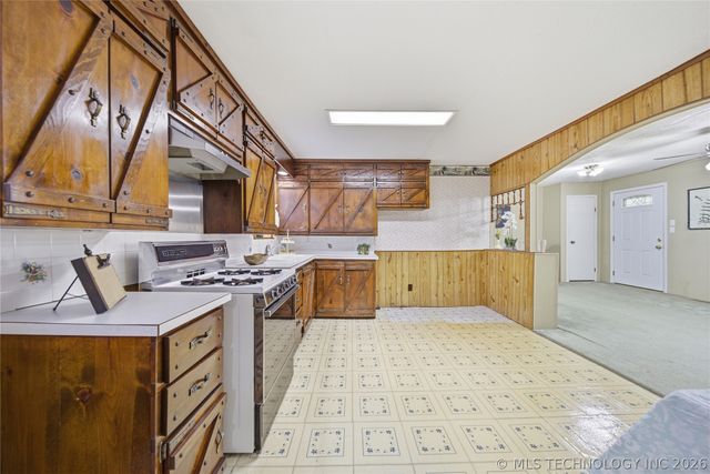 14901 S 26th West Avenue, Glenpool, OK 74033