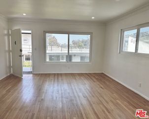 4205 Don Tomaso Drive 4, Los Angeles, CA 90008
