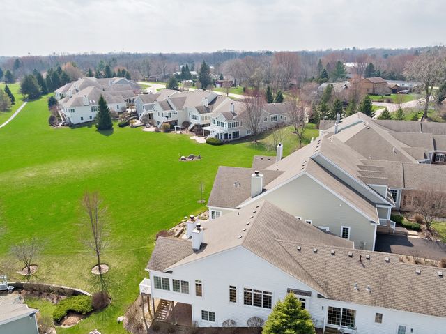 5824 Prairie Ridge Road, Crystal Lake, IL 60014