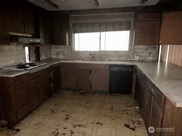 6414 Shadow Lane, Aberdeen, WA 98520