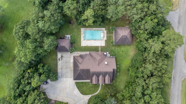 20319 Country Lake Drive, Magnolia, TX 77355