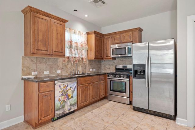 20319 Country Lake Drive, Magnolia, TX 77355