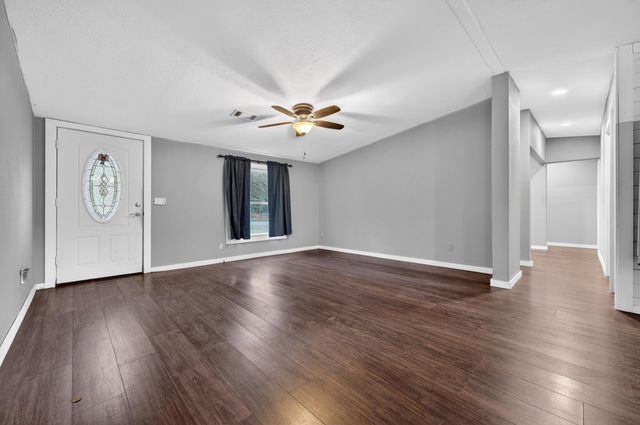 2841 Kings Lake Road, Defuniak Springs, FL 32433