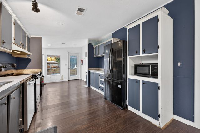 2841 Kings Lake Road, Defuniak Springs, FL 32433