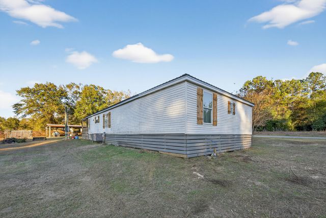 2841 Kings Lake Road, Defuniak Springs, FL 32433