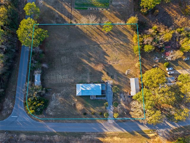 2841 Kings Lake Road, Defuniak Springs, FL 32433