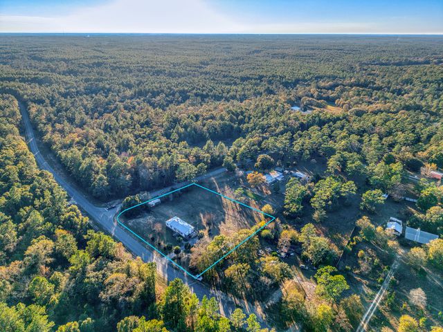 2841 Kings Lake Road, Defuniak Springs, FL 32433