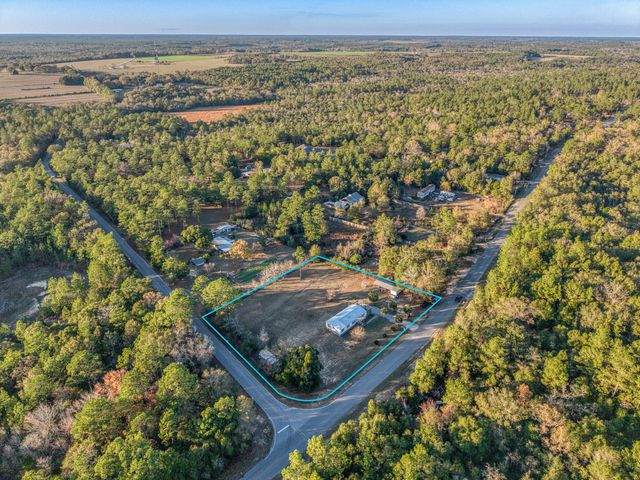 2841 Kings Lake Road, Defuniak Springs, FL 32433