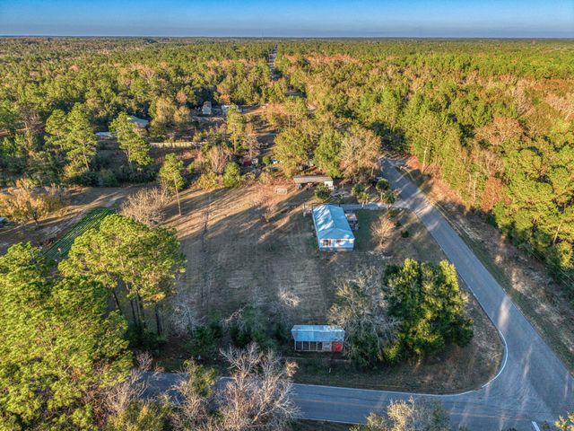 2841 Kings Lake Road, Defuniak Springs, FL 32433