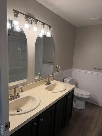25979 Petros Boulevard, Novi, MI 48375