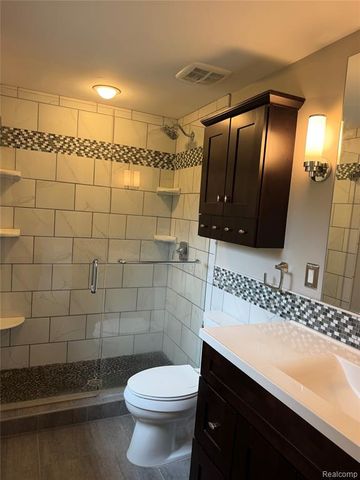 25979 Petros Boulevard, Novi, MI 48375