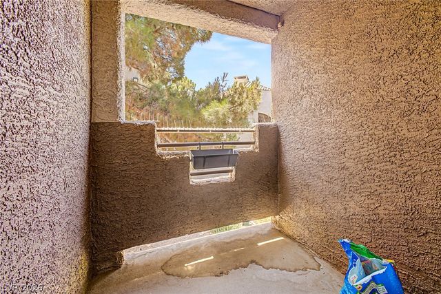 6873 Tamarus Street 203, Las Vegas, NV 89119