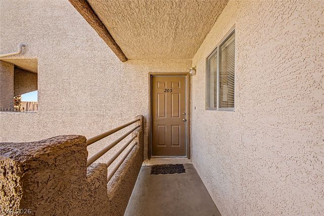 6873 Tamarus Street 203, Las Vegas, NV 89119