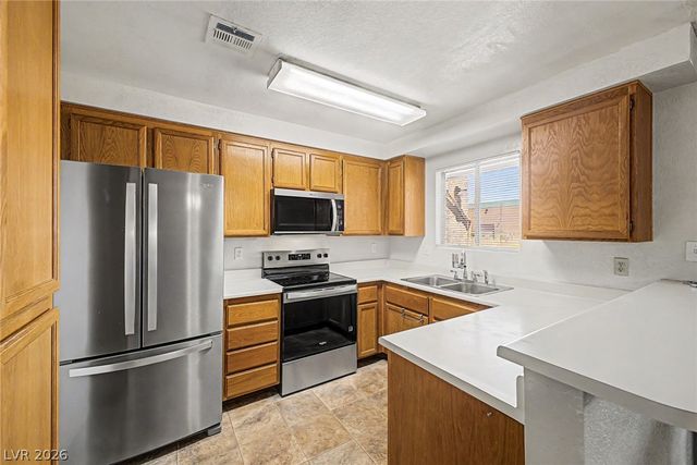 6873 Tamarus Street 203, Las Vegas, NV 89119