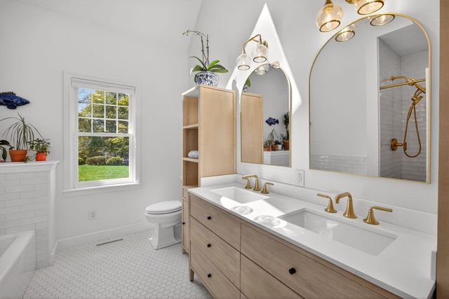 102 Waterford Drive, Cotuit, MA 02635