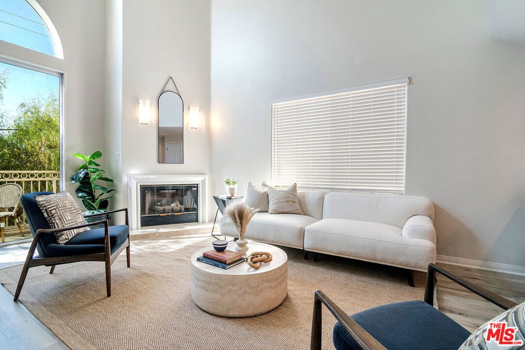 1211 S Shenandoah Street 304, Los Angeles, CA 90035 — photo 2