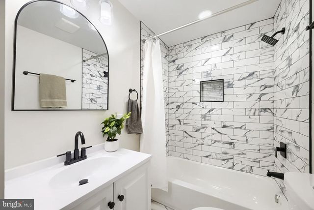 2507 QUEEN ANNE RD, Baltimore, MD 21216