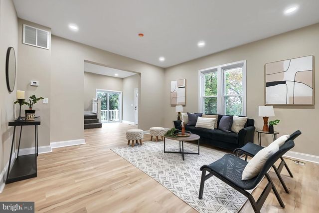 2507 QUEEN ANNE RD, Baltimore, MD 21216