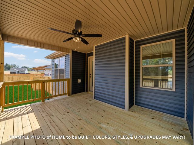 1598 Fredrick Dr, Clarksville, TN 37042