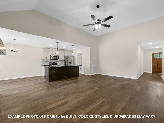 1598 Fredrick Dr, Clarksville, TN 37042