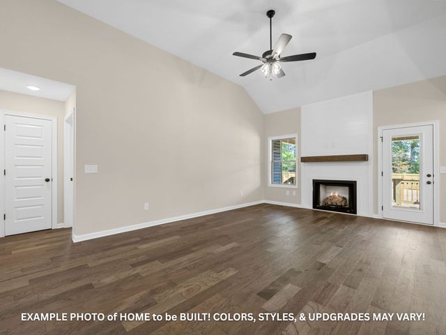 1598 Fredrick Dr, Clarksville, TN 37042