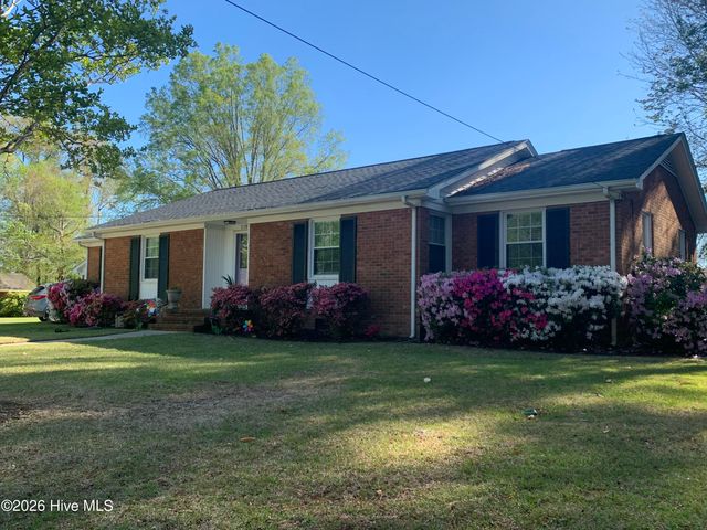 2106 Southview Drive, Greenville, NC 27858