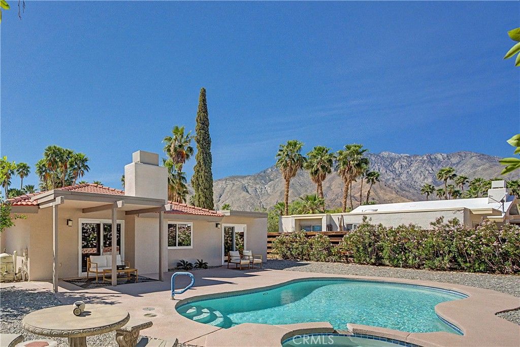1360 E Gem Circle, Palm Springs, CA 92262